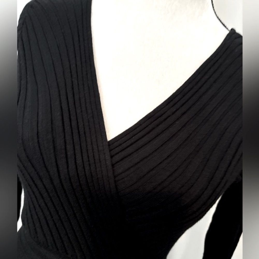 INC International Concepts Women's Black V-Neck Wrap Sweater Midi Dress Size M - Picture 5 of 7